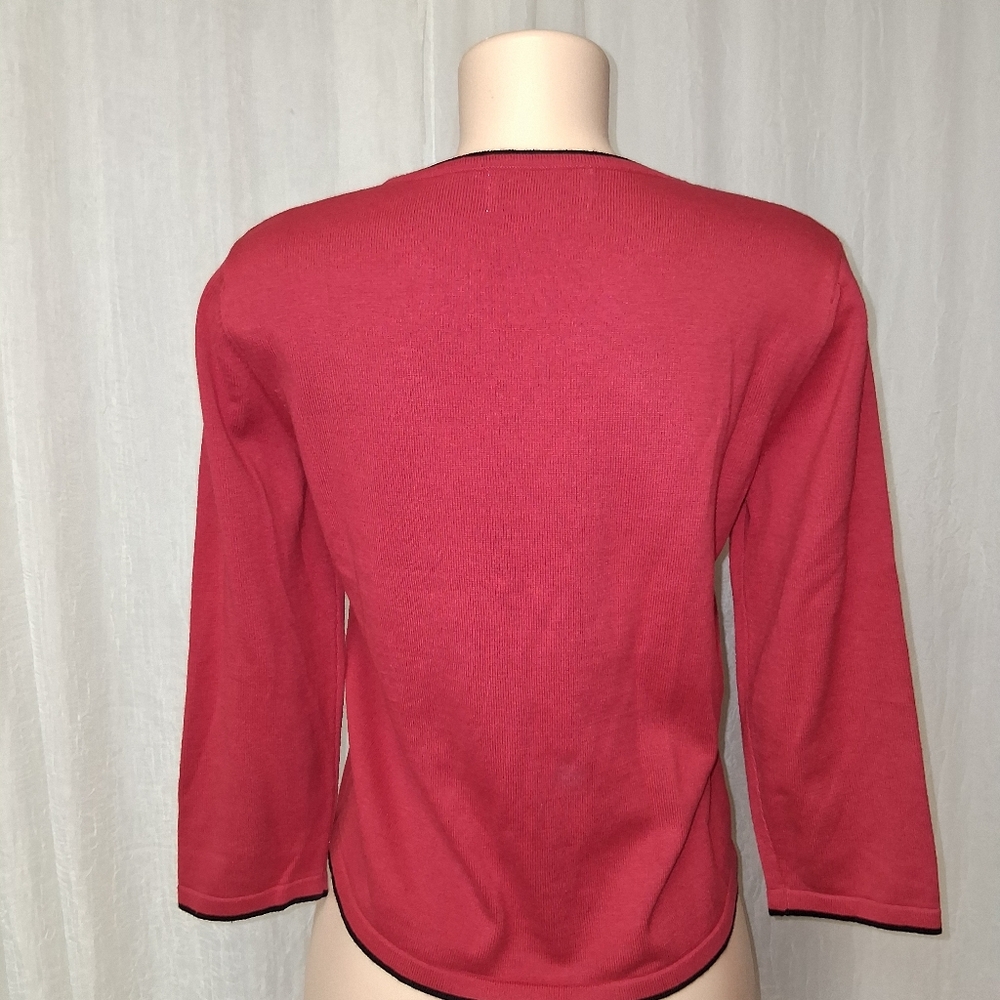 Alfred Dunner Women's Red Sweater with Black and White Details SZ PM 60%cotton. - Picture 8 of 16